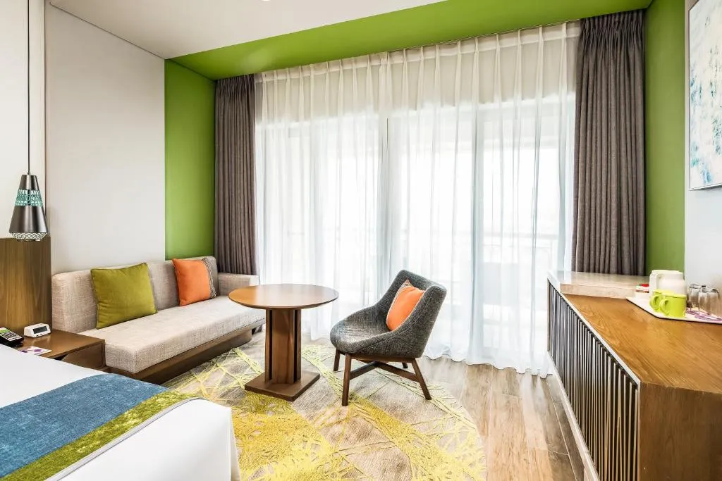 HOLIDAY INN RESORT SANYA BAY