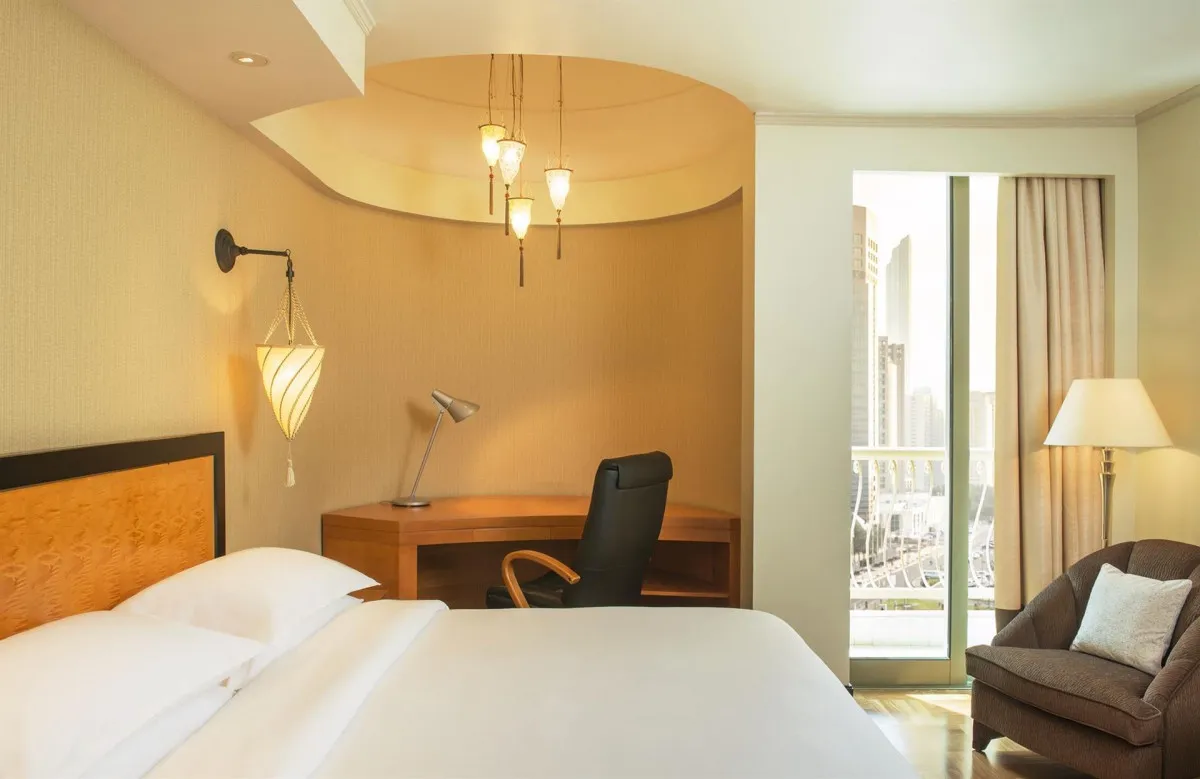 SHERATON ABU DHABI HOTEL & RESORT
