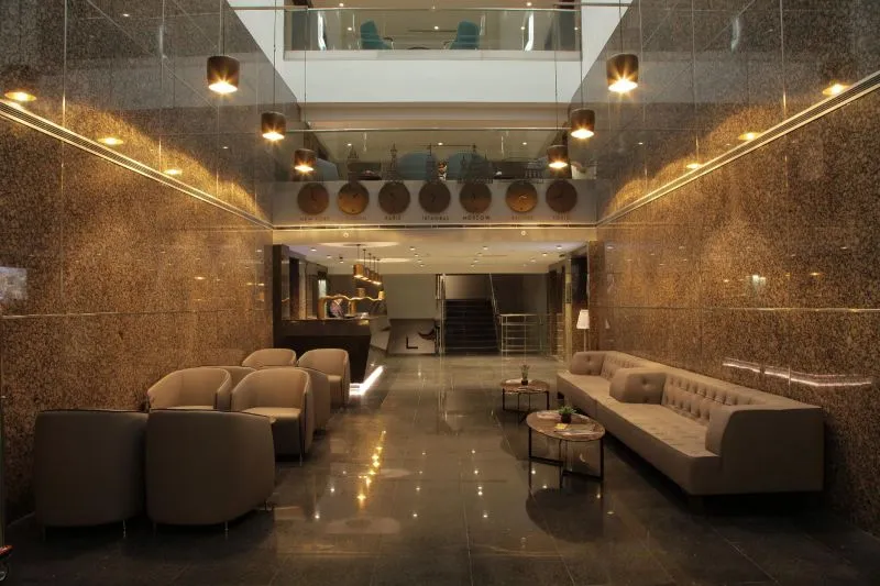 BRICKS AIRPORT