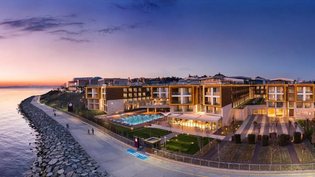 CROWNE PLAZA FLORYA