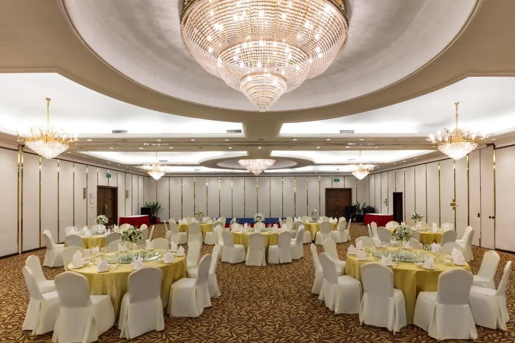 GUO JI YI YUAN HOTEL (EX. CROWNE PLAZA BEIJING)
