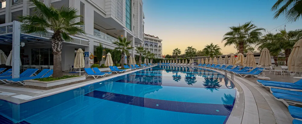 DIAMOND ELITE HOTEL & SPA ADULTS ONLY 16+