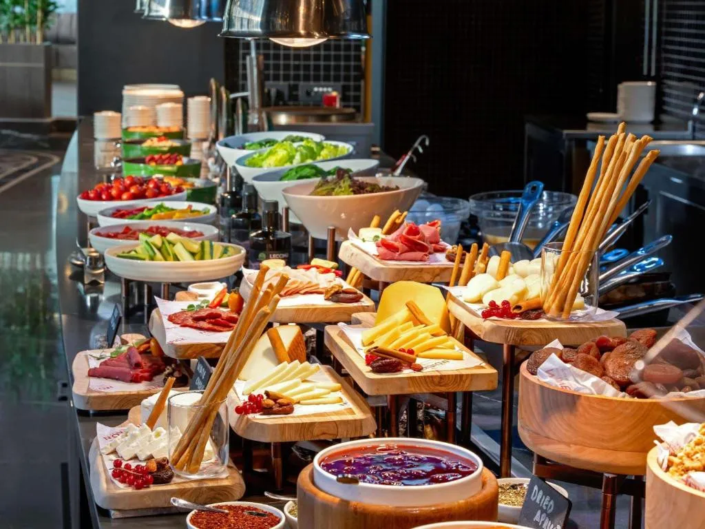 MOVENPICK HOTEL ISTANBUL MARMARA SEA
