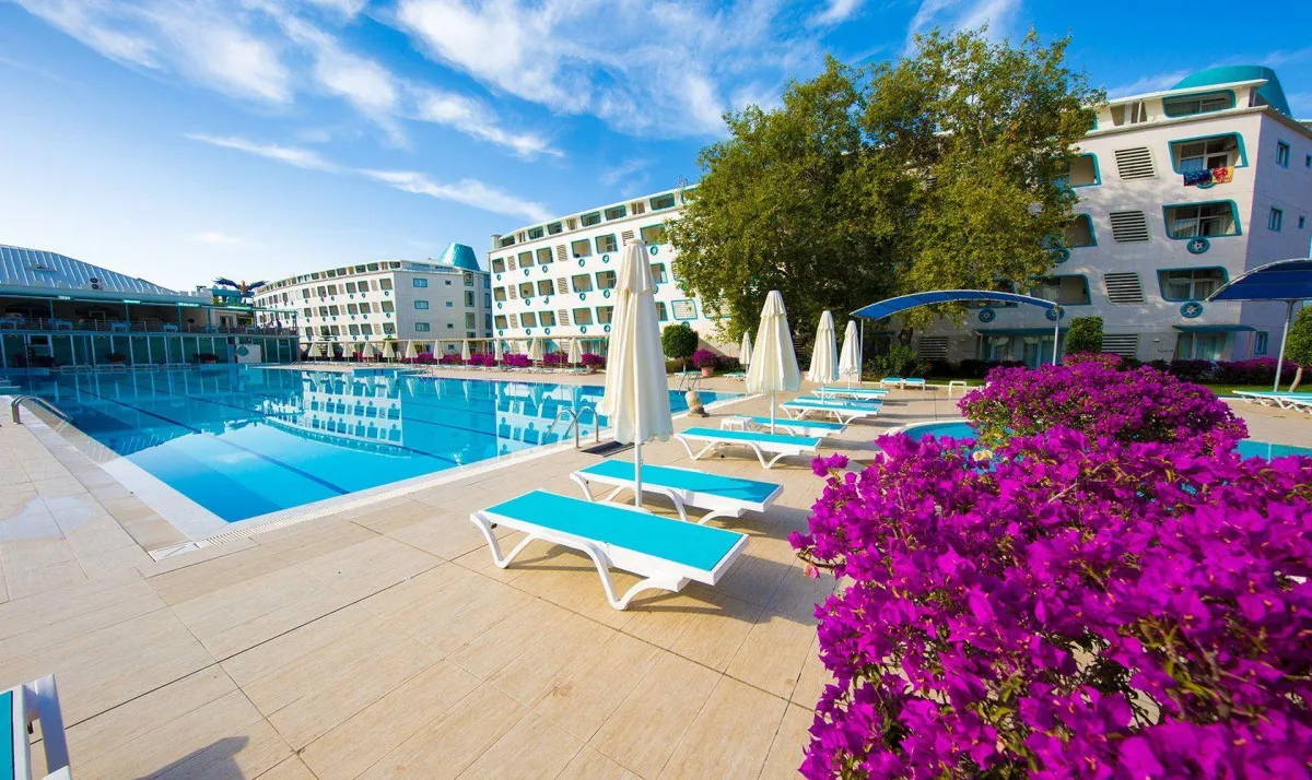 DAIMA BIZ RESORT