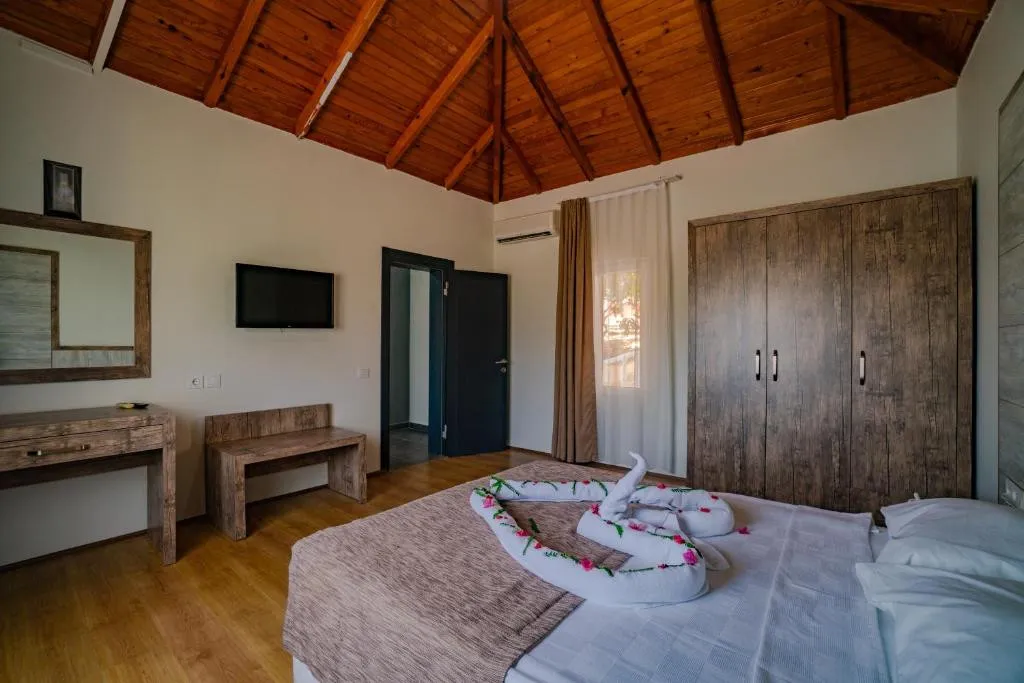 SENZA GARDEN HOLIDAY CLUB (EX. LARISSA HILL BEACH)