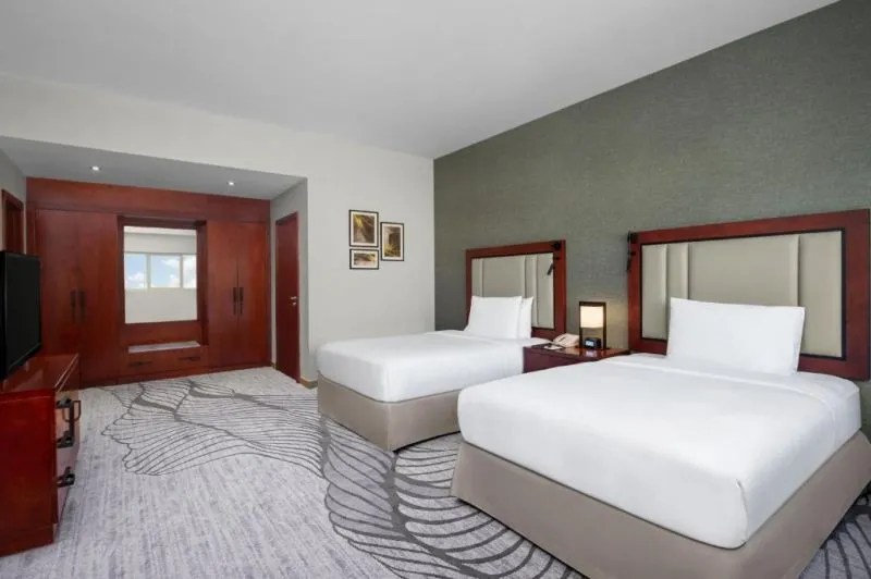 DOUBLETREE BY HILTON RAS AL KHAIMAH CORNICHE & RESIDENCE