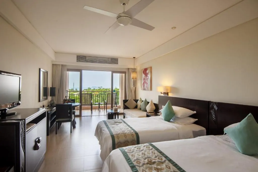 HOWARD JOHNSON RESORT SANYA BAY