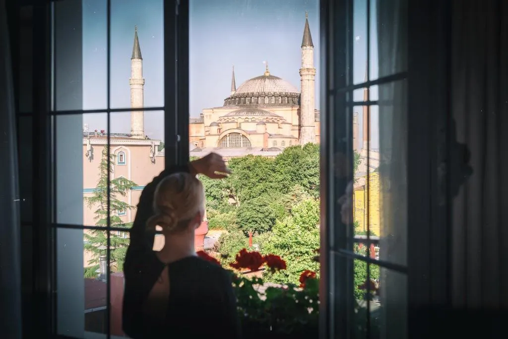 SURA HAGIA SOPHIA