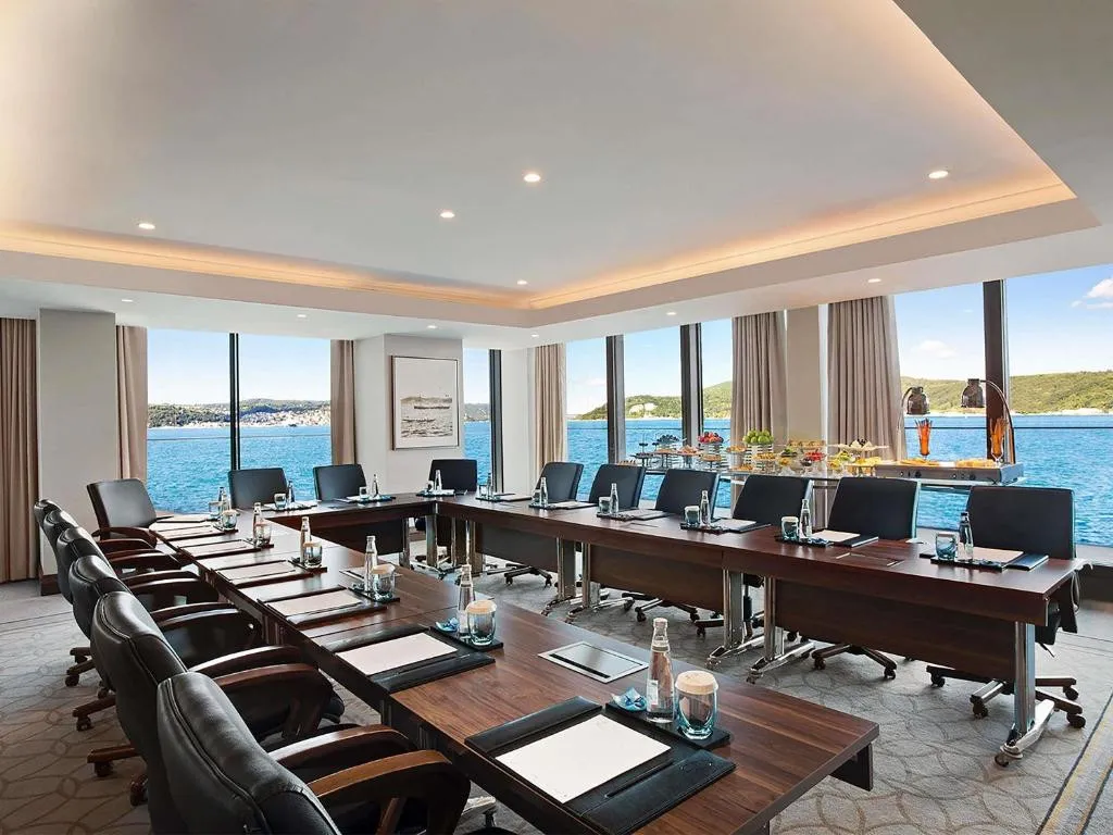 THE GRAND TARABYA