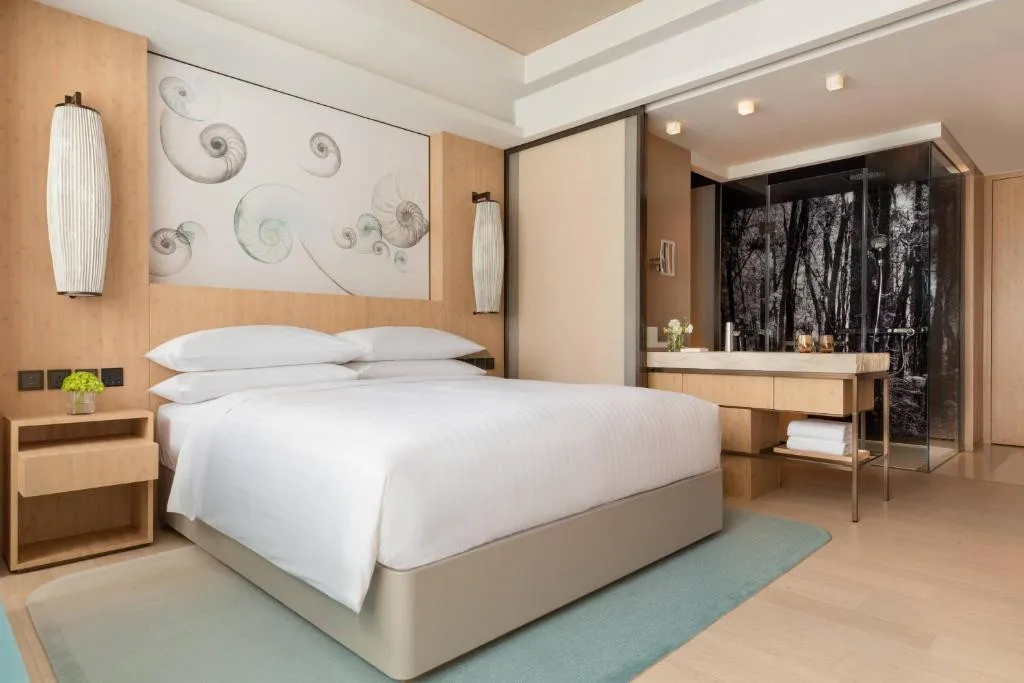HONG KONG OCEAN PARK MARRIOTT HOTEL