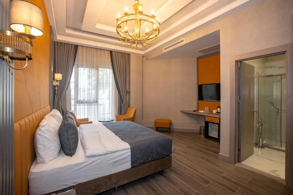 ICON HOTEL BOMONTI