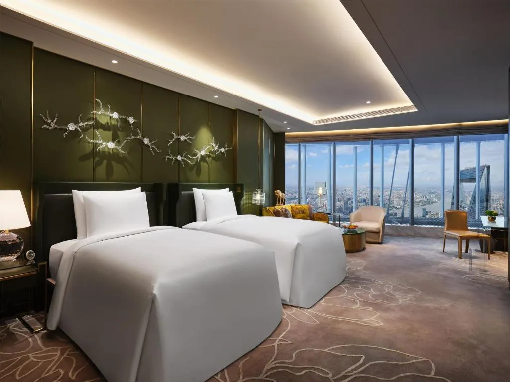 J HOTEL, SHANGHAI TOWER