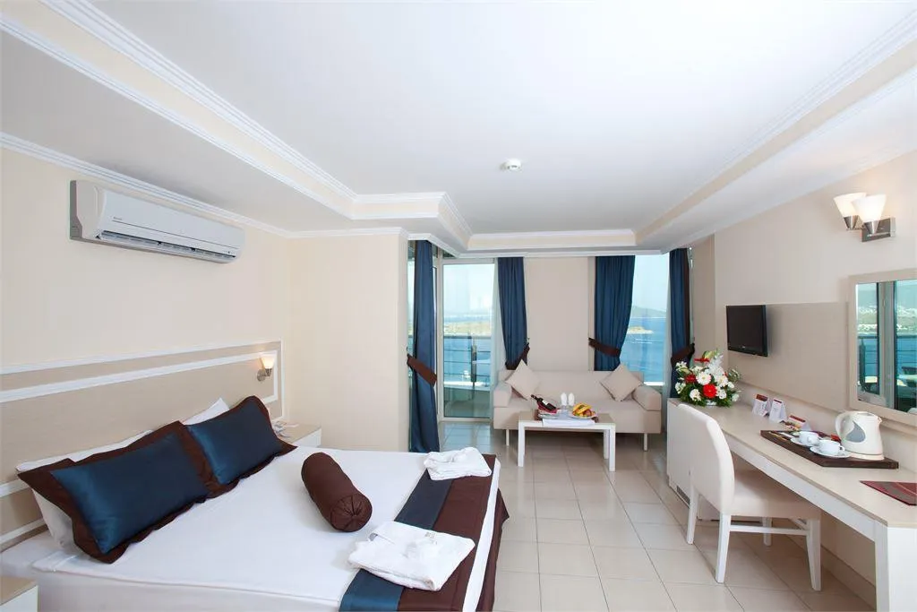 ROYAL ARENA RESORT & SPA