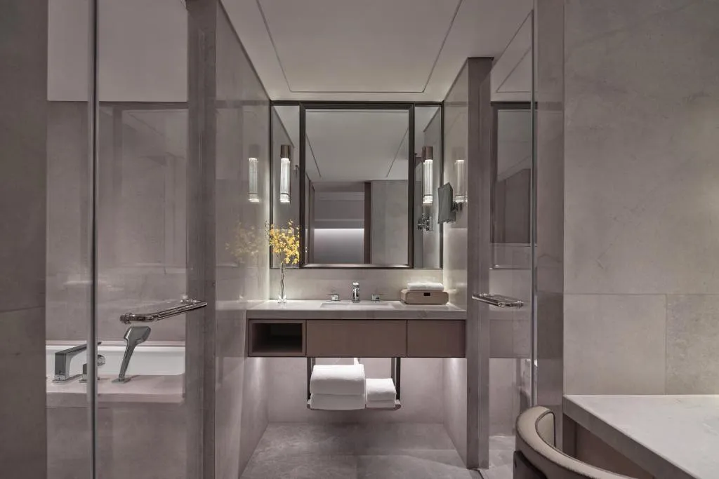 GRAND HYATT