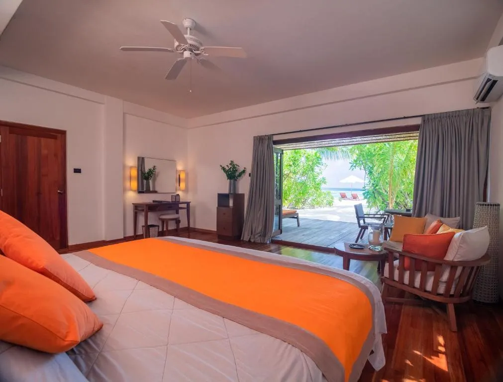 V VILLAS MALDIVES AT MIRIHI (EX. MIRIHI ISLAND)