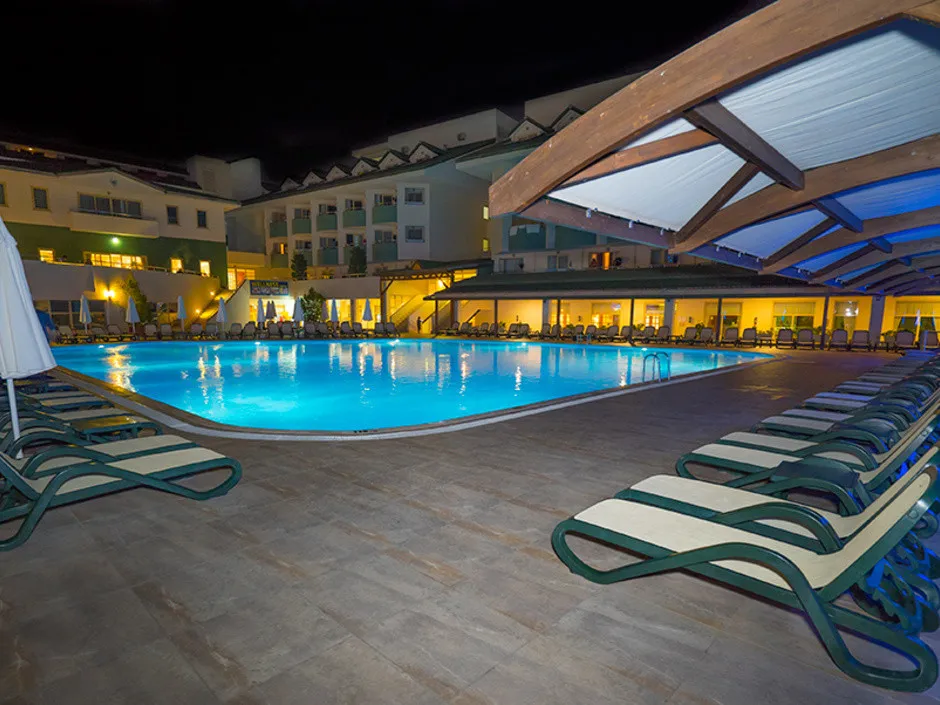 SIDE BREEZE HOTEL (MONACHUS PARK)