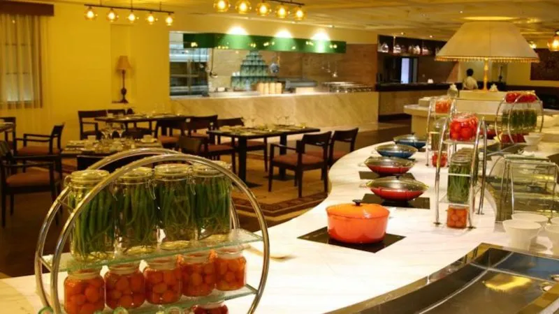 GRAND MERCURE URUMQI HUALING (EX.HUALING)