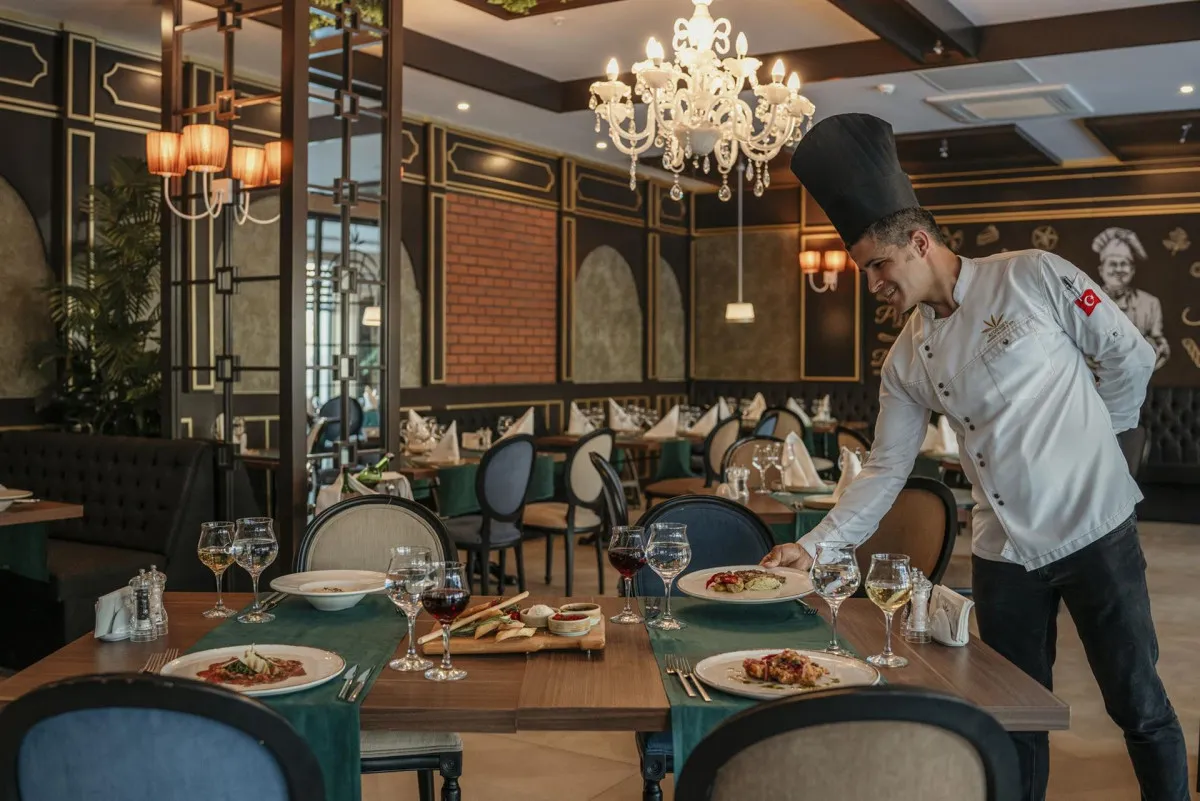 AYDINBEY QUEENS PALACE & SPA