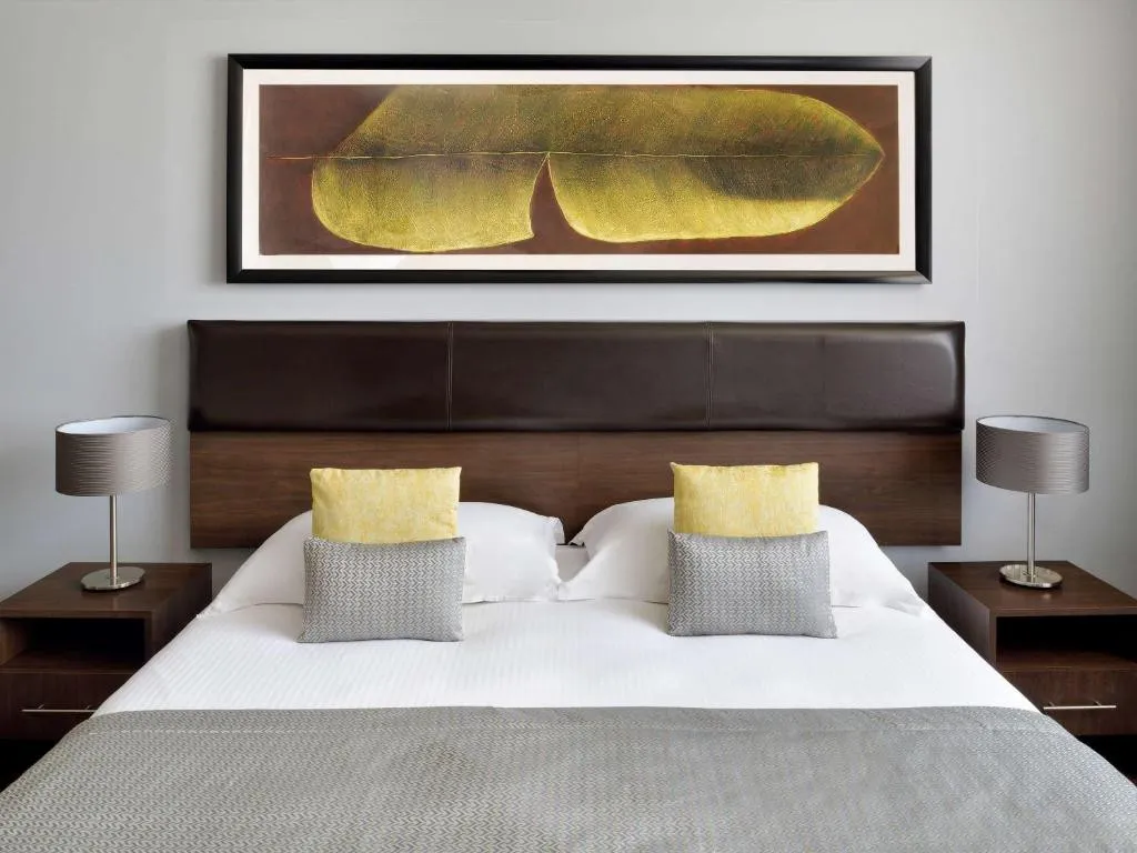 MOVENPICK HOTEL APARTMENTS AL MAMZAR
