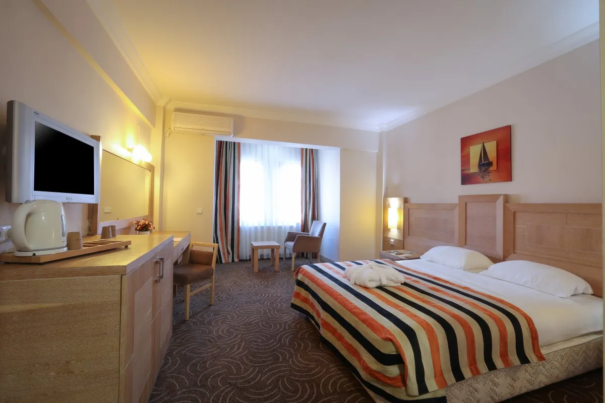 CRYSTAL KAYMAKLI HOTEL & SPA