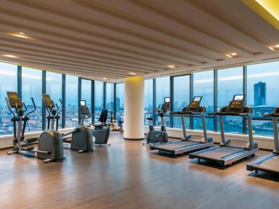 CENTRO WESTSIDE BY ROTANA