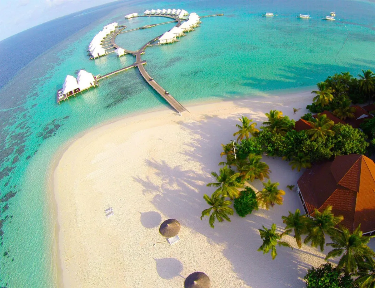 DIAMONDS ATHURUGA BEACH & WATER VILLAS