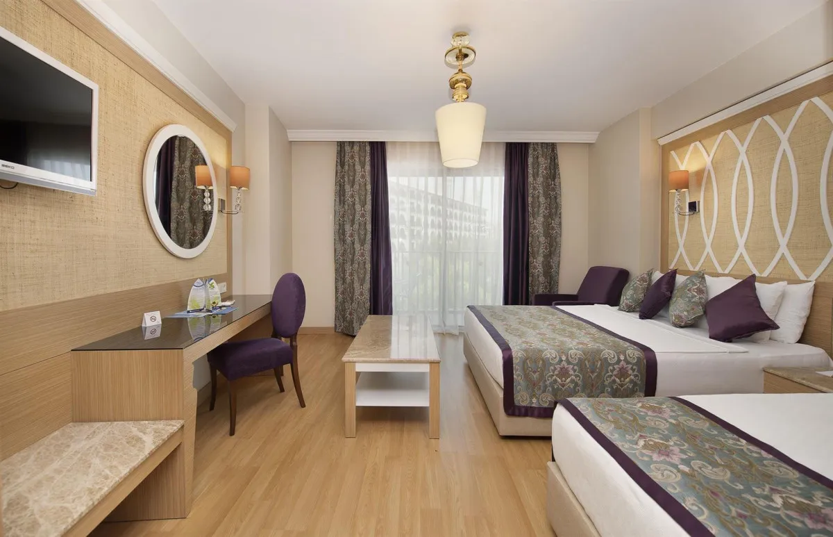 QUATTRO FAMILY CLUB DEM HOTEL HV-1