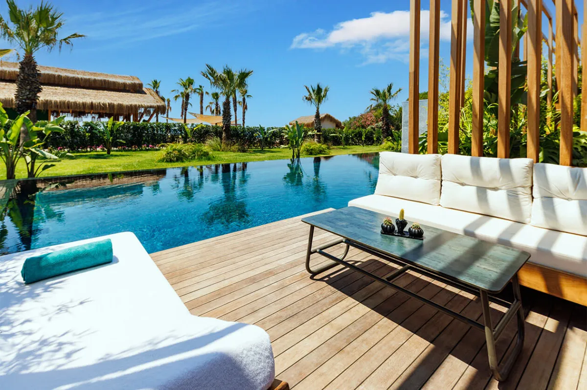 SIRENE SUITES & VILLAS