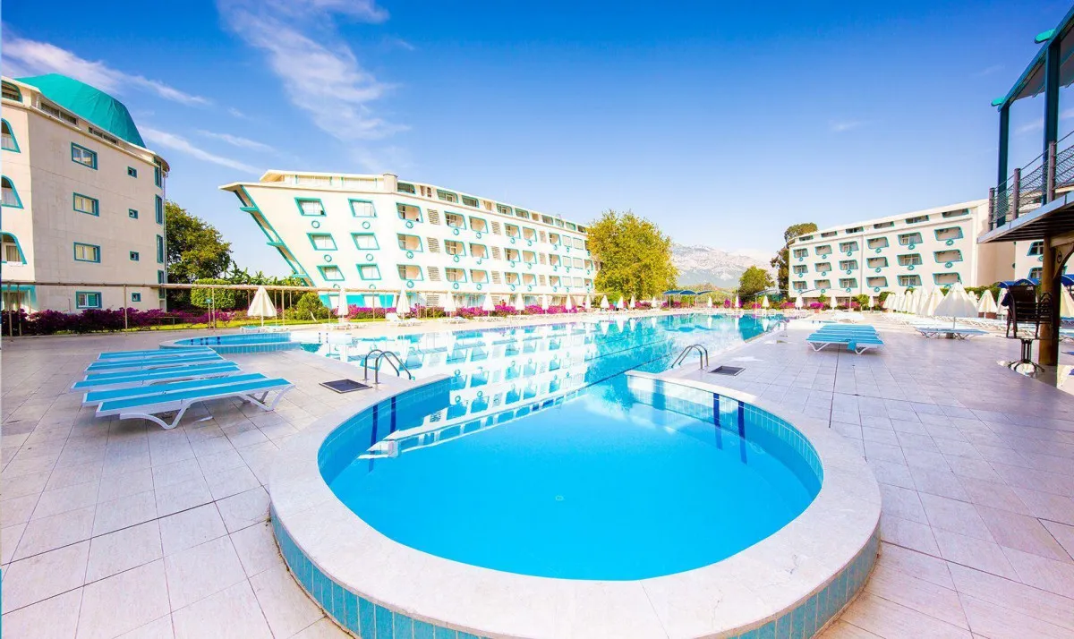 DAIMA BIZ RESORT
