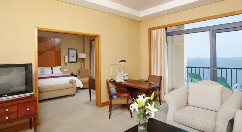 HOLIDAY INN SEA VIEW QINHUANGDAO