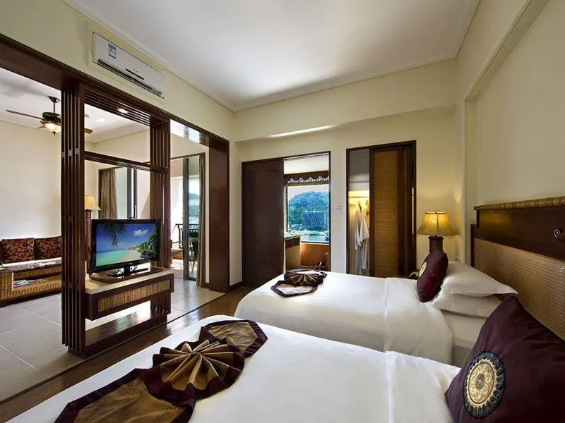 EADRY RESORT
