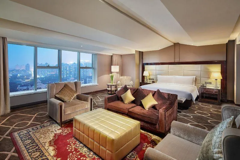 HILTON HONGQIAO