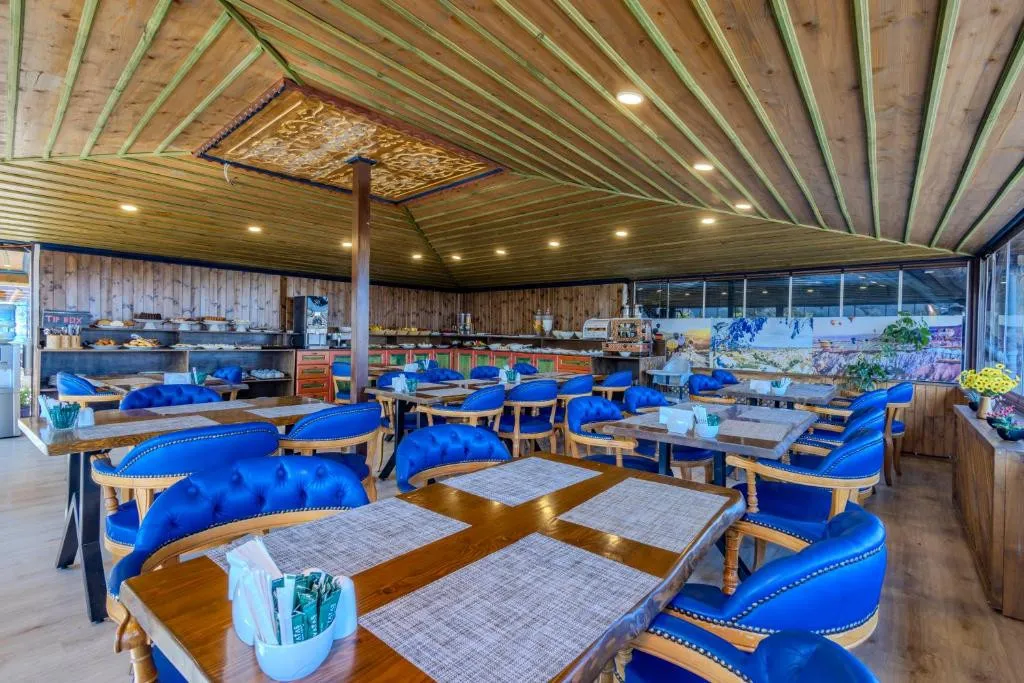 KAYATA CAVE SUITES