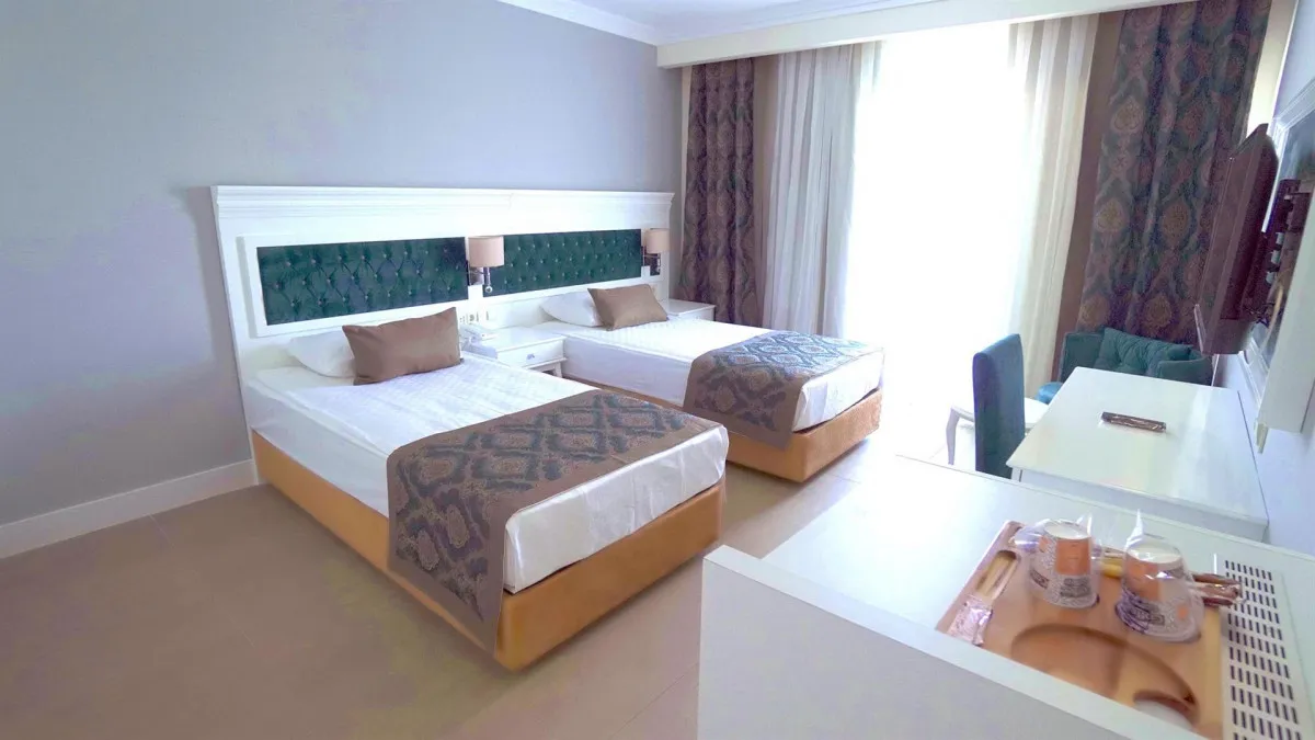 DREAM WORLD PALACE (EX. CRYSTAL SUNHILL RESORT & SPA)