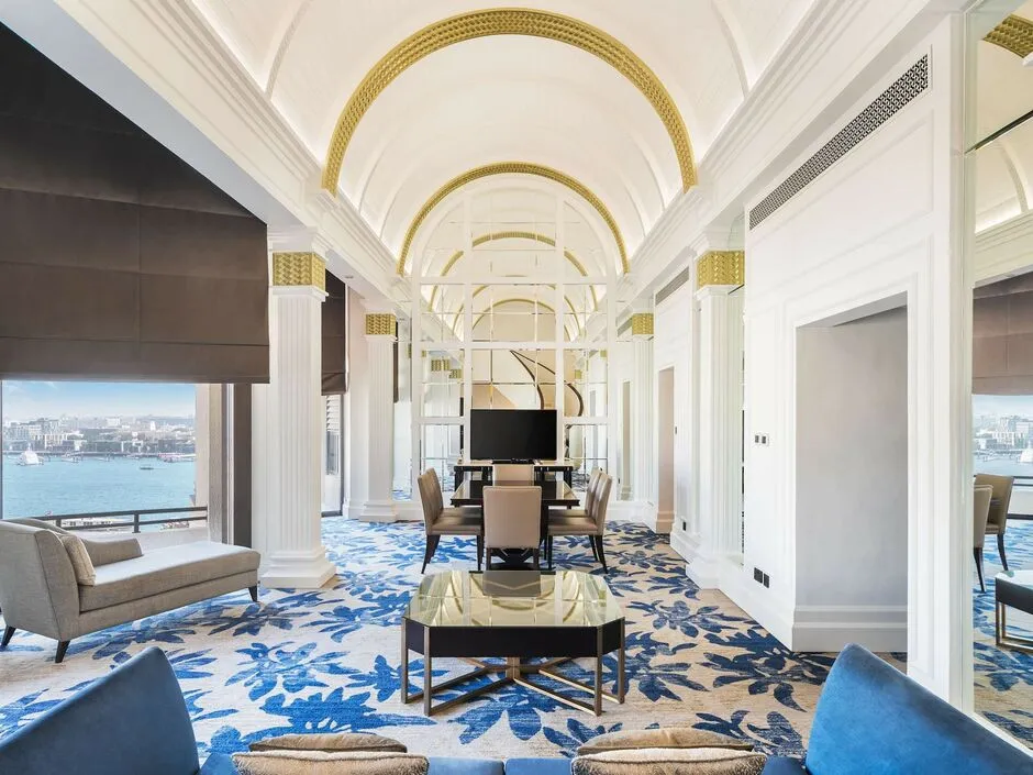 RADISSON BLU DUBAI DEIRA CREEK