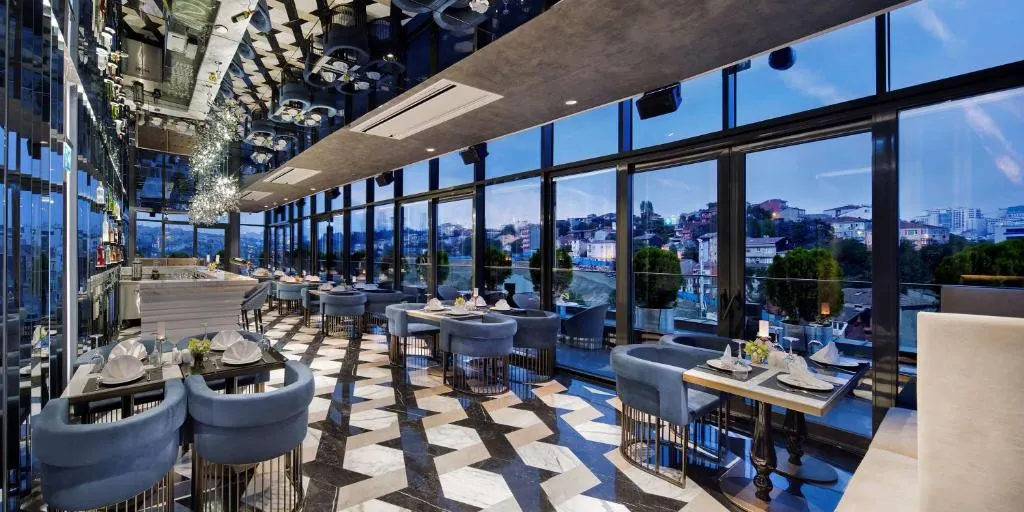 DOUBLETREE BY HILTON HOTEL ISTANBUL PIYALEPASA