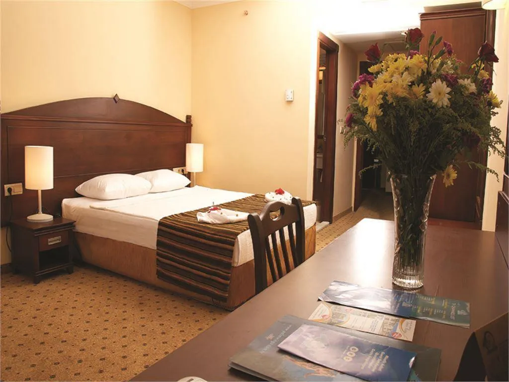 ANADOLU HOTELS DIDIM CLUB (EX. ADRINA BEACH RESORT)