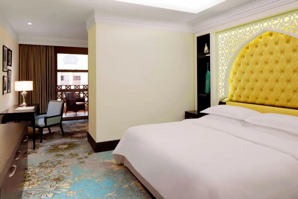 SHERATON SHARJAH BEACH RESORT & SPA