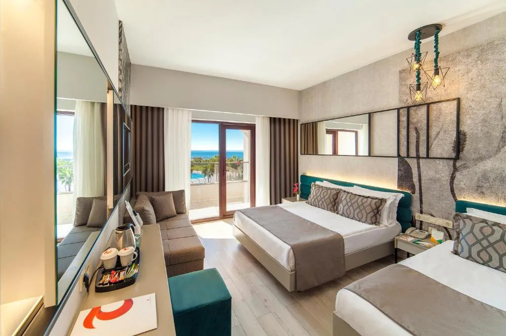 CLUB HOTEL TURAN PRINCE WORLD
