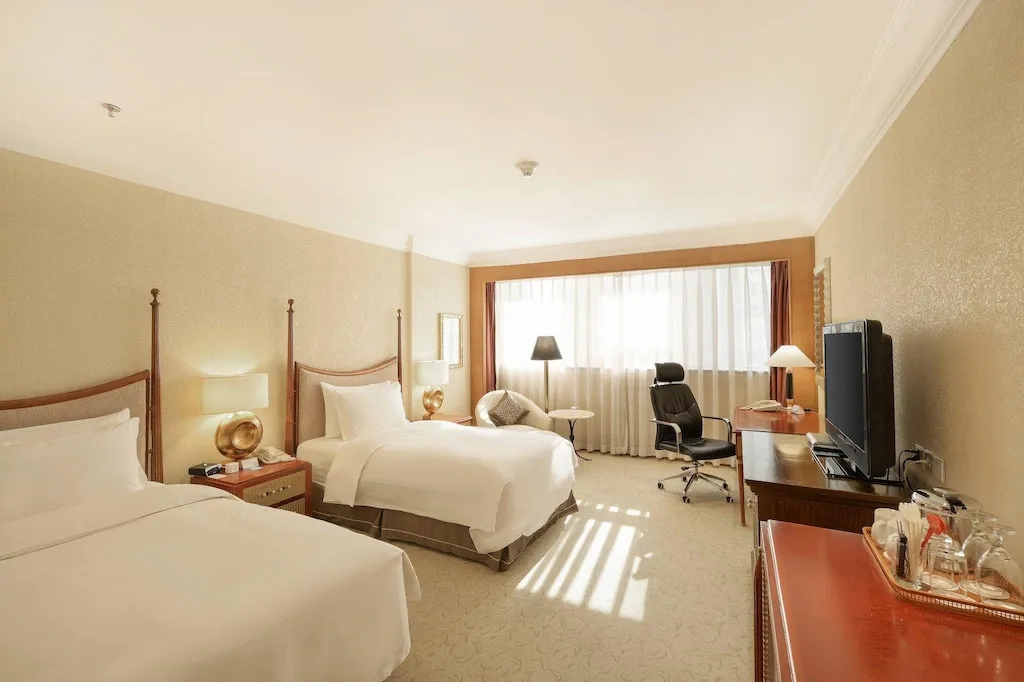 CROWNE PLAZA QINGDAO
