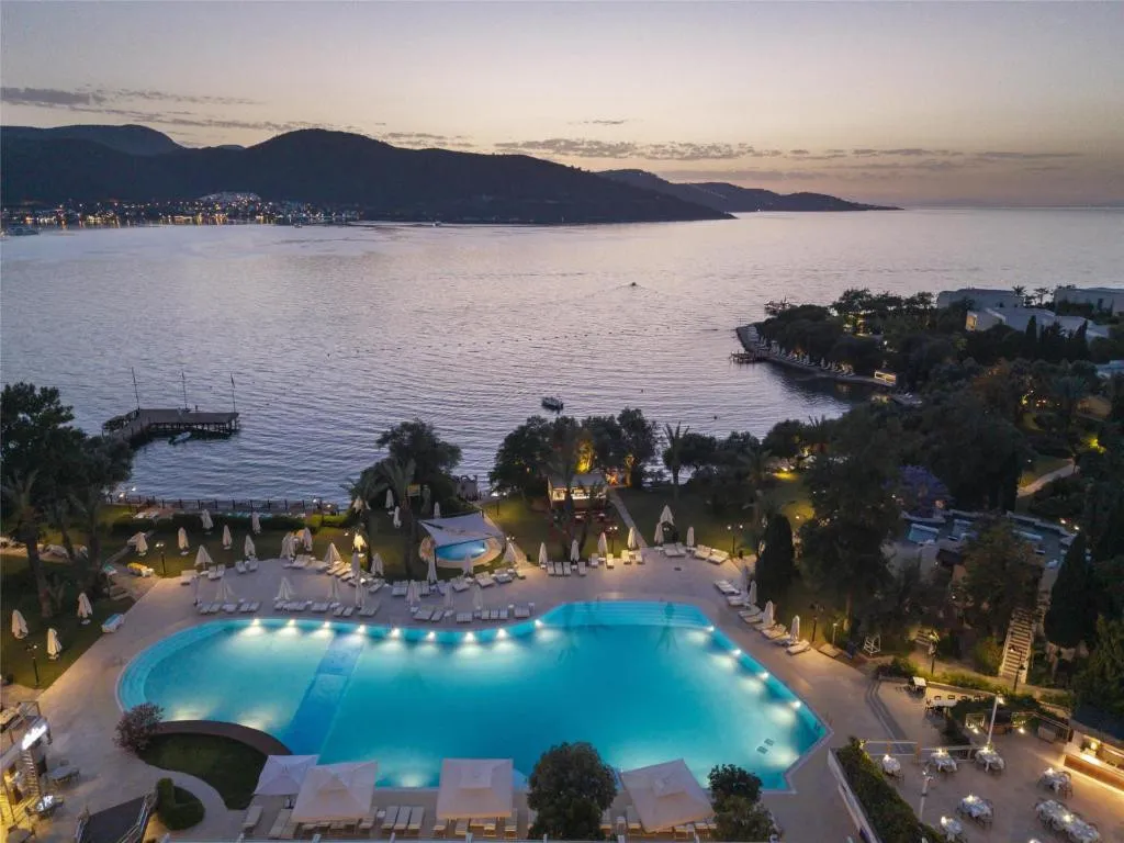 DOUBLETREE BY HILTON BODRUM ISIL CLUB RESORT