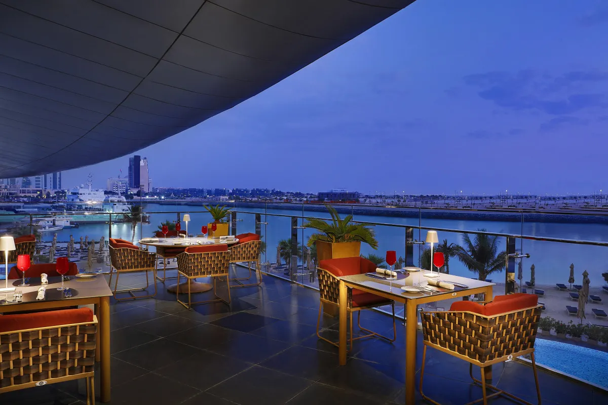CONRAD ABU DHABI ETIHAD TOWERS (EX. JUMEIRAH AT ETIHAD TOWERS ABU DHABI)