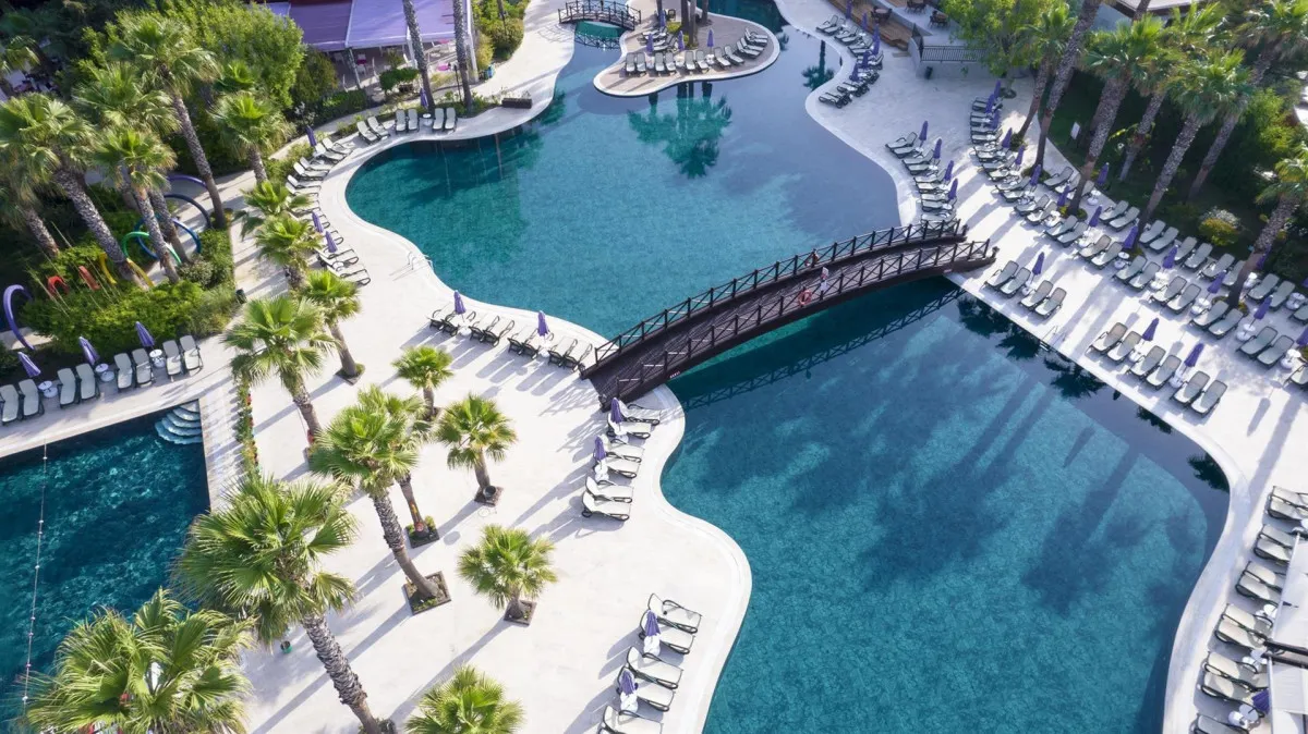 SIAM ELEGANCE HOTELS & SPA