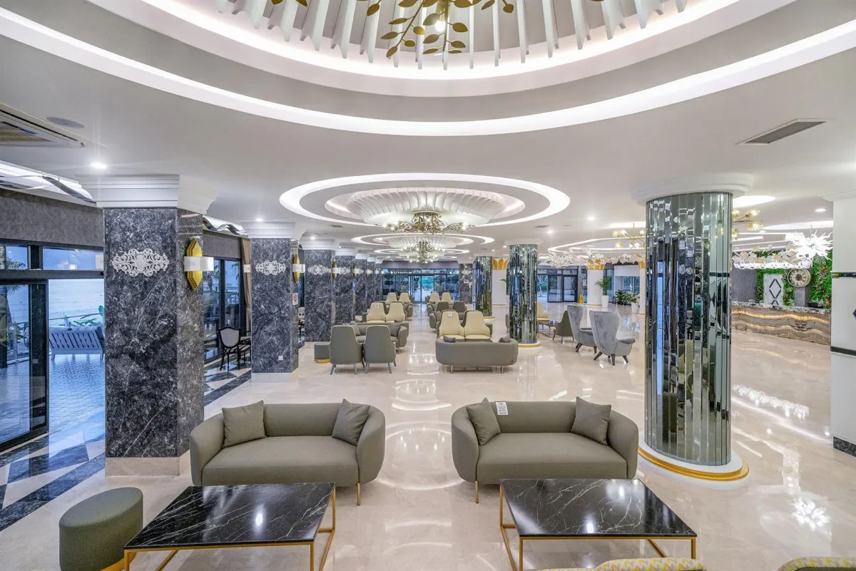 ARIA RESORT & SPA (EX. MIRADOR HOTEL)