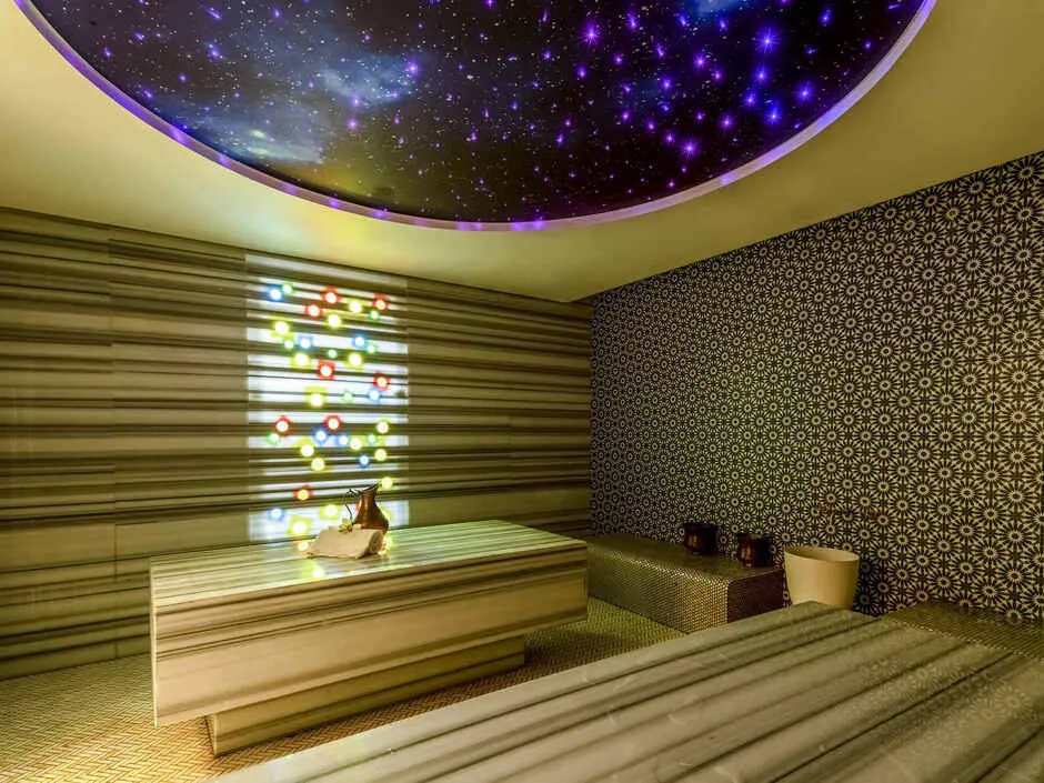 PULLMAN HOTEL SHARJAH