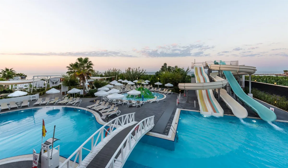 WHITE CITY RESORT