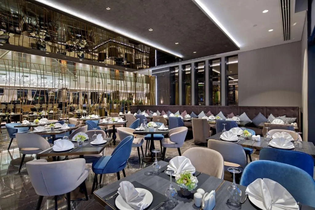 DOUBLETREE BY HILTON HOTEL ISTANBUL PIYALEPASA