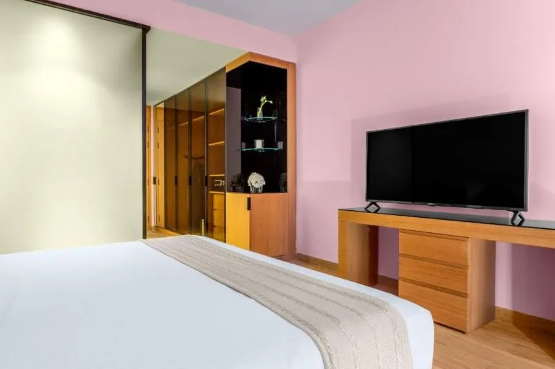 VOCO MONACO DUBAI (EX. COTE D AZUR MONACO HOTEL)