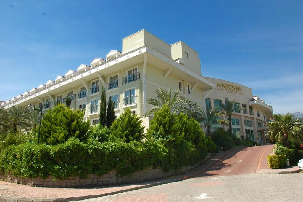 MEDER RESORT